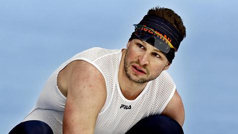Schaatsicoon Sven Kramer keert terug bij oude liefde en maakt indruk: 'Ik vond het super spannend'