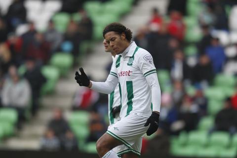 'Gemakzuchtige' Virgil van Dijk werd door oud-trainer op zijn plek gezet: 'Heb hem hard aangepakt'