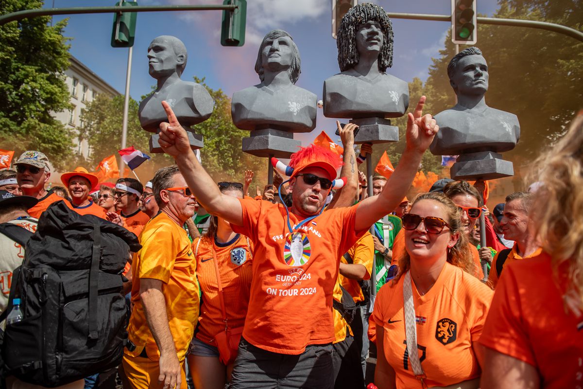 Oranjemars in München tegen Roemenië dreigt in het water te vallen: 'De KNVB is in gesprek'