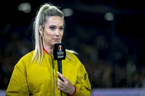 Programma van sportpresentatrice Hélène Hendriks verstoord door publiek: 'Ze waren onbeleefd'
