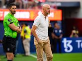Erik ten Hag ziet de problemen toenemen. © Getty Images