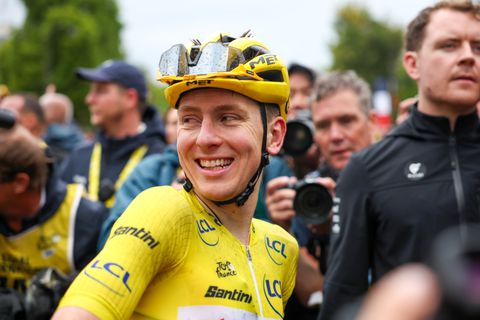 Verbazing over 'machine' Tadej Pogacar in Tour de France: 'Hij heeft iets wat anderen niet hebben'