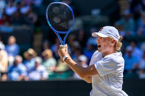 Zoon (17) van tennislegende Lleyton Hewitt beleeft sprookje bij debuut op allerhoogste niveau
