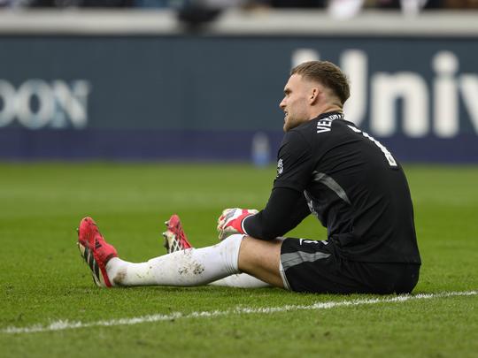 Oranje-internationals Bart Verbruggen en Robin Roefs moeten oppassen voor nieuwe regel in de Premier League