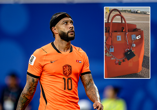 Oranje-international Memphis Depay pronkt met peperduur accessoire (met eerbetoon aan WK voetbal)