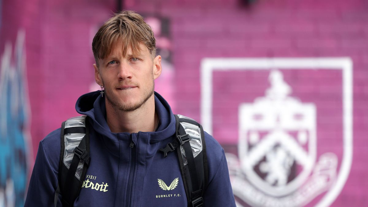 Transfer Wout Weghorst naar Ajax lijkt rond: onthullende foto van de spits uitgelekt