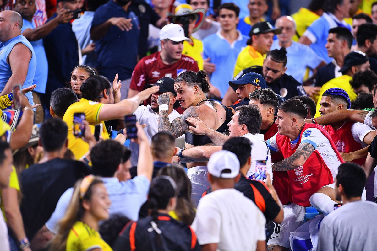 Arne Slot hoeft Darwin Núñez komende maanden niet te missen bij Liverpool na vechtpartij op Copa América