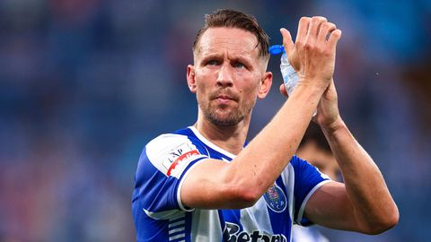 Johan Derksen noemt bizar bedrag aan tekengeld voor Luuk de Jong bij FC Porto: 'Dan zou ik ook gaan'