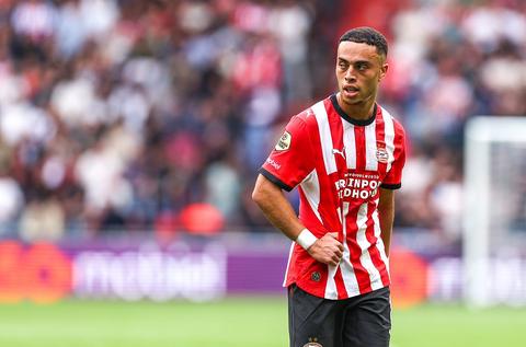 Champions League-loting heeft flinke gevolgen voor PSV'er Sergiño Dest