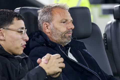 Sparta-trainer Maurice Steijn kookt van woede na blamage: 'Dit is eigenlijk lachwekkend'