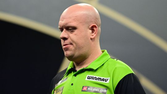 Michael van Gerwen reageert op uitgelekte beelden van vechtpartij in dönerzaak: 'Helaas in deze situatie gekomen'