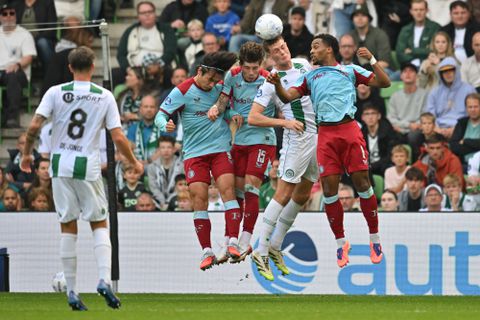 Feyenoord overleeft slijtageslag in Groningen: koploper revancheert zich na Europese blamage