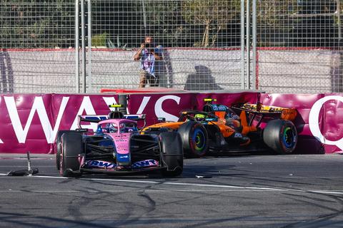 Veroorzaker van megacrash in Azerbeidzjan krijgt steun van oud-coureur: 'Net als Max Verstappen'
