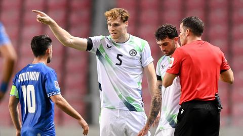 Aanvoerder Israël haalt uit naar Ierland na duel onder hoogspanning in Nations League: 'Ze haten ons'
