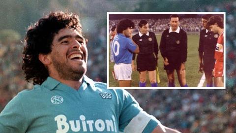Voetballegende Diego Maradona verraste FC Twente-icoon (66): 'Hij kwam net de douche uit gelopen…'