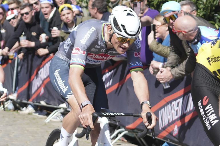 Mathieu van der Poel doet langverwachte onthulling over aankomende maanden