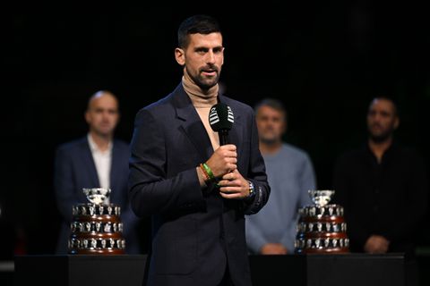 Tennisicoon Novak Djokovic stapt met bijzondere reden op F1-circuit in Qatar