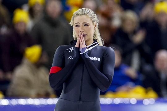 Grote opluchting bij Jutta Leerdam op OKT, Femke Kok schittert met baanrecord op 500 meter