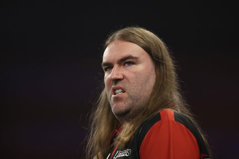 Topdarter zichtbaar geraakt na indrukwekkende steunactie: 'Dat geeft me extra kracht'