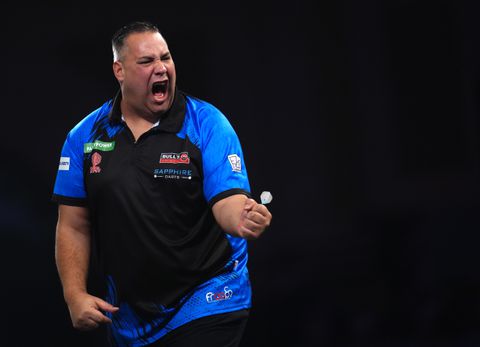 LIVE WK darts: Jermaine Wattimena in absolute kraker, volgende opponent van Littler wordt bekend