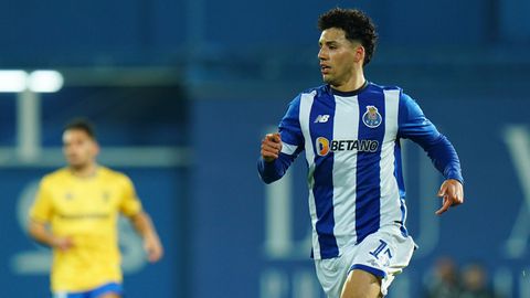 'Ajax haalt Jorge Sanchez terug van FC Porto en verkoopt hem aan Mexicaanse club'