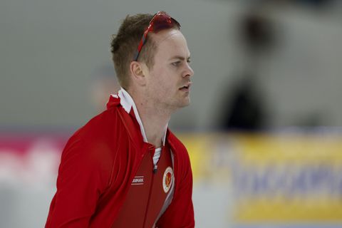 Topschaatser ziet op de valreep olympische droom uiteen spatten: 'Ze hebben het van me afgenomen'