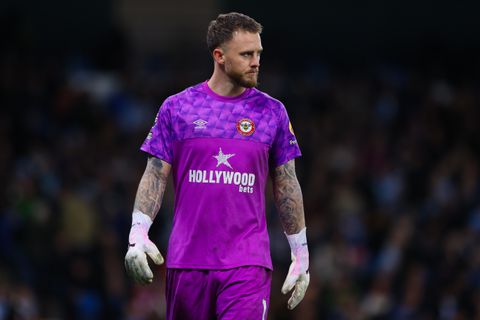 Oranje-doelman Mark Flekken blijkt grote Formule 1-fan te zijn