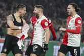 Feyenoordspelers worden gek na de 2-1 van Lingr. De bekerfinale is bereikt. © Pro Shots