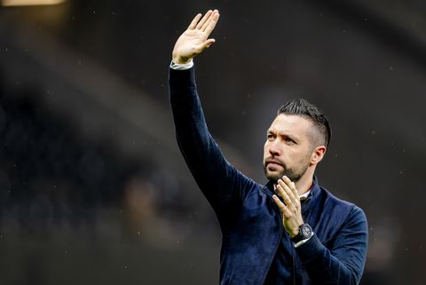 Ajax-trainer Francesco Farioli plant midden in titelstrijd met PSV bijzonder uitje