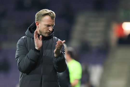 Drama compleet voor Dirk Kuijt: doek valt razendsnel voor club van oud-international na rampseizoen