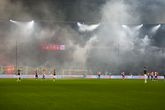 Het vuurwerk tijdens de halve finale tussen Feyenoord en FC Groningen © Pro Shots