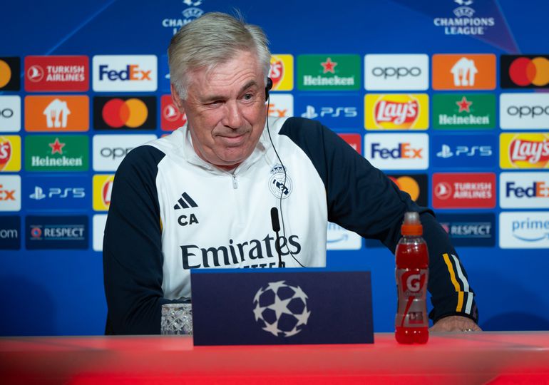 Real Madrid-trainer Carlo Ancelotti legt zijn succesformaties uit: 'Als coach ben ik nooit het belangrijkst'
