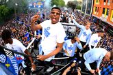 'Het was niet zo slim': Denzel Dumfries reageert op Theo Hernandez-spandoek