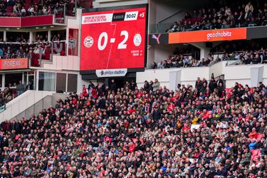 Sportjournalist mishandeld na PSV - Ajax, man (51) opgepakt op politiebureau