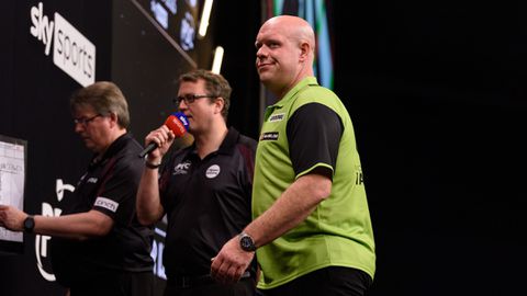 'Michael van Gerwen maakte flink stampij in Rotterdam, hij was er helemaal klaar mee'