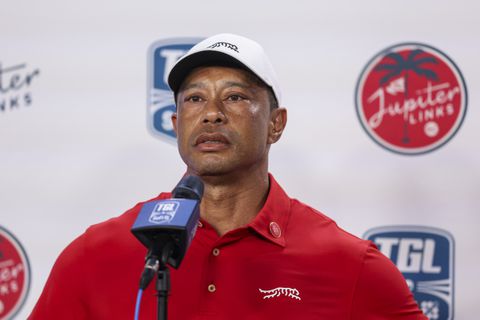 Golficoon Tiger Woods bereikt nieuw dieptepunt na emotionele klap: 'Mijn hart kan het niet aan'