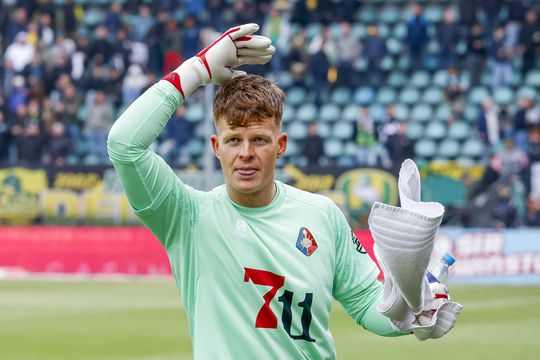 Ronald Koeman Jr. valt flink af voor Eredivisiedebuut: 'Ga maar eens duiken met tien kilo in je hand'