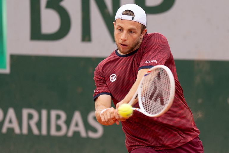 TV-gids Roland Garros: zo kijk je live naar de partijen van Tallon Griekspoor en Jesper de Jong in de 'stad van de liefde'