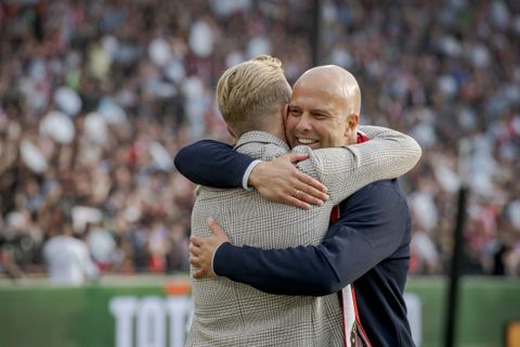 'Arne Slot denkt aan oud-Feyenoorder als nieuwe rechterhand door naderend vertrek John Heitinga'