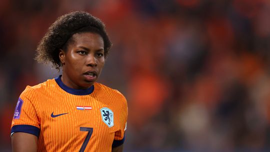 Spitsenprobleem bij de Oranje Leeuwinnen: bondscoach Andries Jonker moet puzzelen