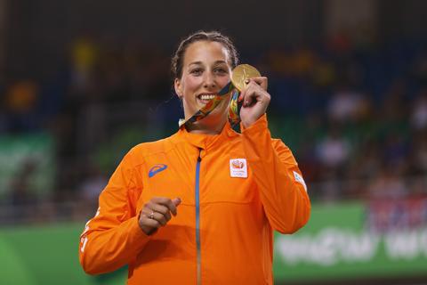 Olympisch kampioene (31) deelt goed nieuws over haar ziekte: 'Alleen dat opschrijven voelt al gek'
