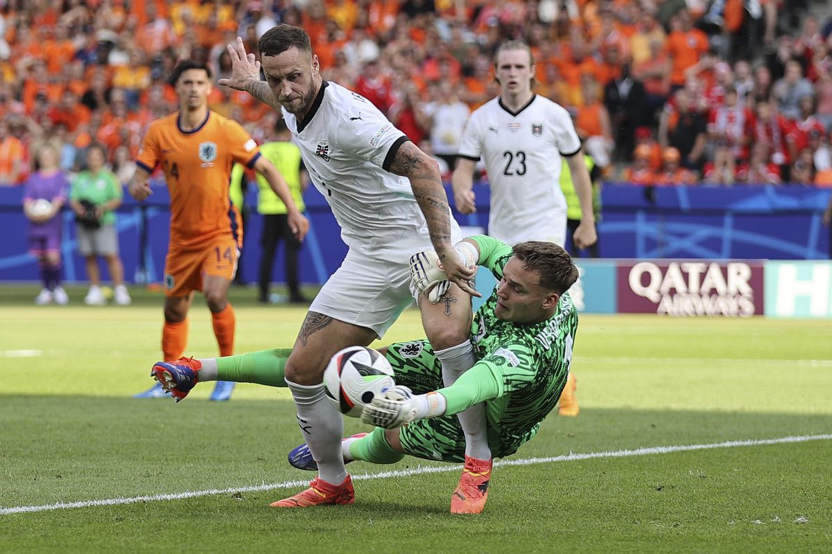 'Dat ga ik proberen': Oranje-doelman Bart Verbruggen heeft plan voor eventuele penaltyserie tegen Roemenië op EK