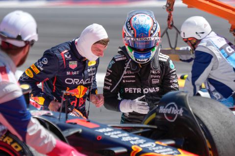 Stewards delen officiële straffen uit na botsing tussen Kimi Antonelli en Max Verstappen in Oostenrijk