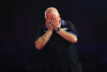 Dartswereld in rouw na overlijden van geliefde spelersvrouw: 'Zo erg om te horen'