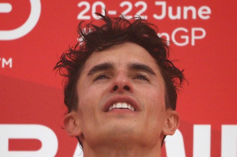 Marc Marquez pakt de TT van Assen tijdens honderdjarig bestaan van Nederlandse race