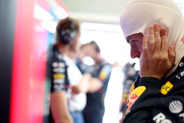 Buitenlandse media schrikken van emotionele Max Verstappen in GP van Oostenrijk: 'Denk niet dat hij getroost kan worden'