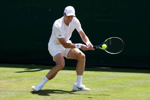 Nederlandse toptennisser Botic van de Zandschulp overtuigt meteen op Wimbledon