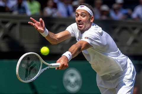 Nederlandse tennissensatie boekt na Wimbledon-stunt nieuw succes in het dubbelspel