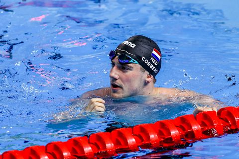 Nederlandse zwemmer verrast met record op bijzondere afstand: 'Dat is niet echt mijn ding'