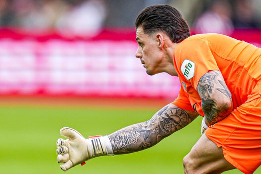 Sparta-doelman Nick Olij deelt meest waardevolle tattoo op zijn lijf: 'Die staan voor ons als gezin'